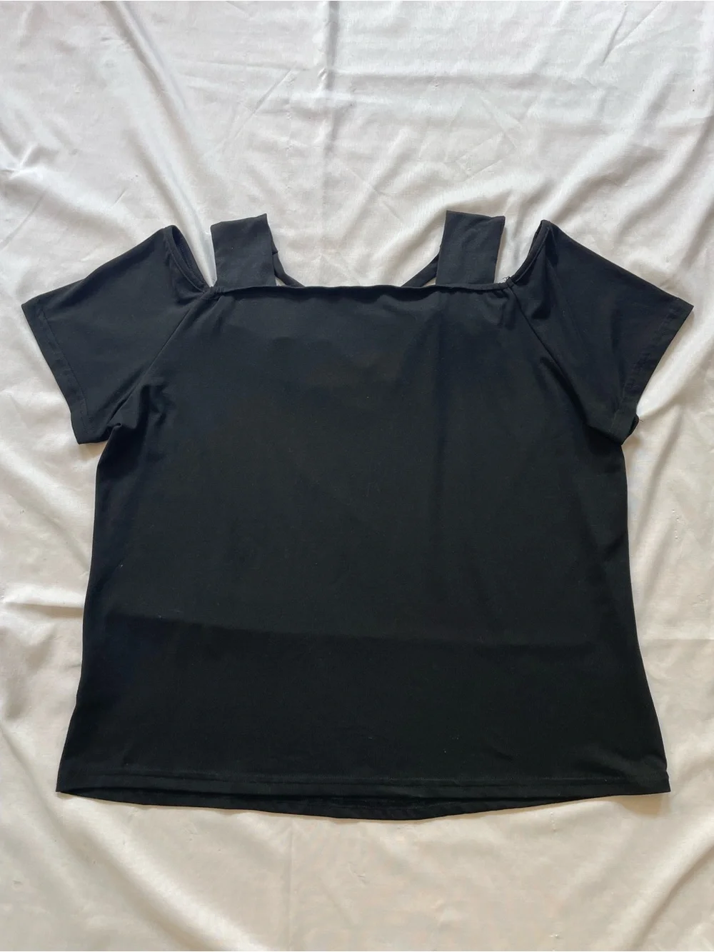 Edgy Women’s Short-Sleeve Shirt in Black w/ Criss-Cross Back, Size XL